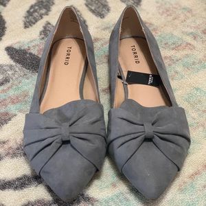 Torrid Bow front flats